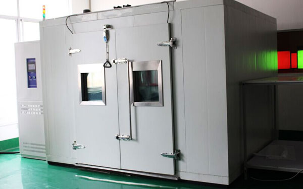步入式恒溫恒濕實(shí)驗(yàn)室重要的三個(gè)特點(diǎn)