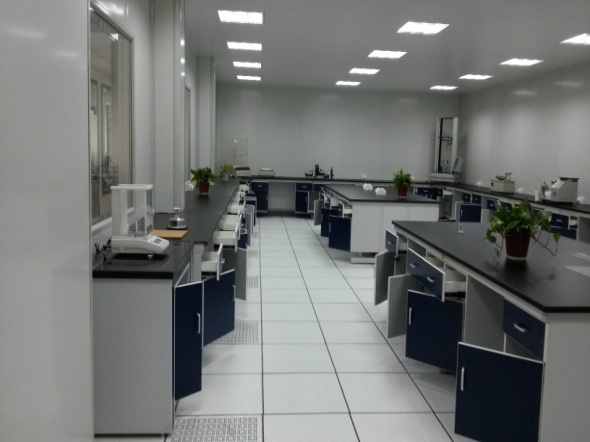 恒溫恒濕實(shí)驗(yàn)室地面