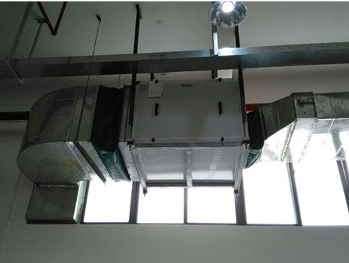 恒溫恒濕實(shí)驗(yàn)室風(fēng)管安裝