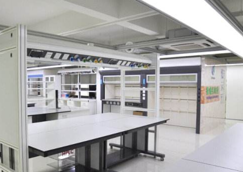 建設(shè)恒溫恒濕實(shí)驗(yàn)室對(duì)建筑環(huán)境有哪些要求